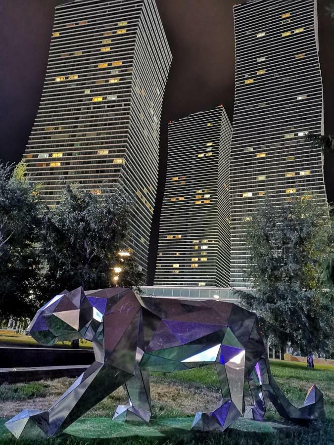 The Place Astana Hostel المظهر الخارجي الصورة